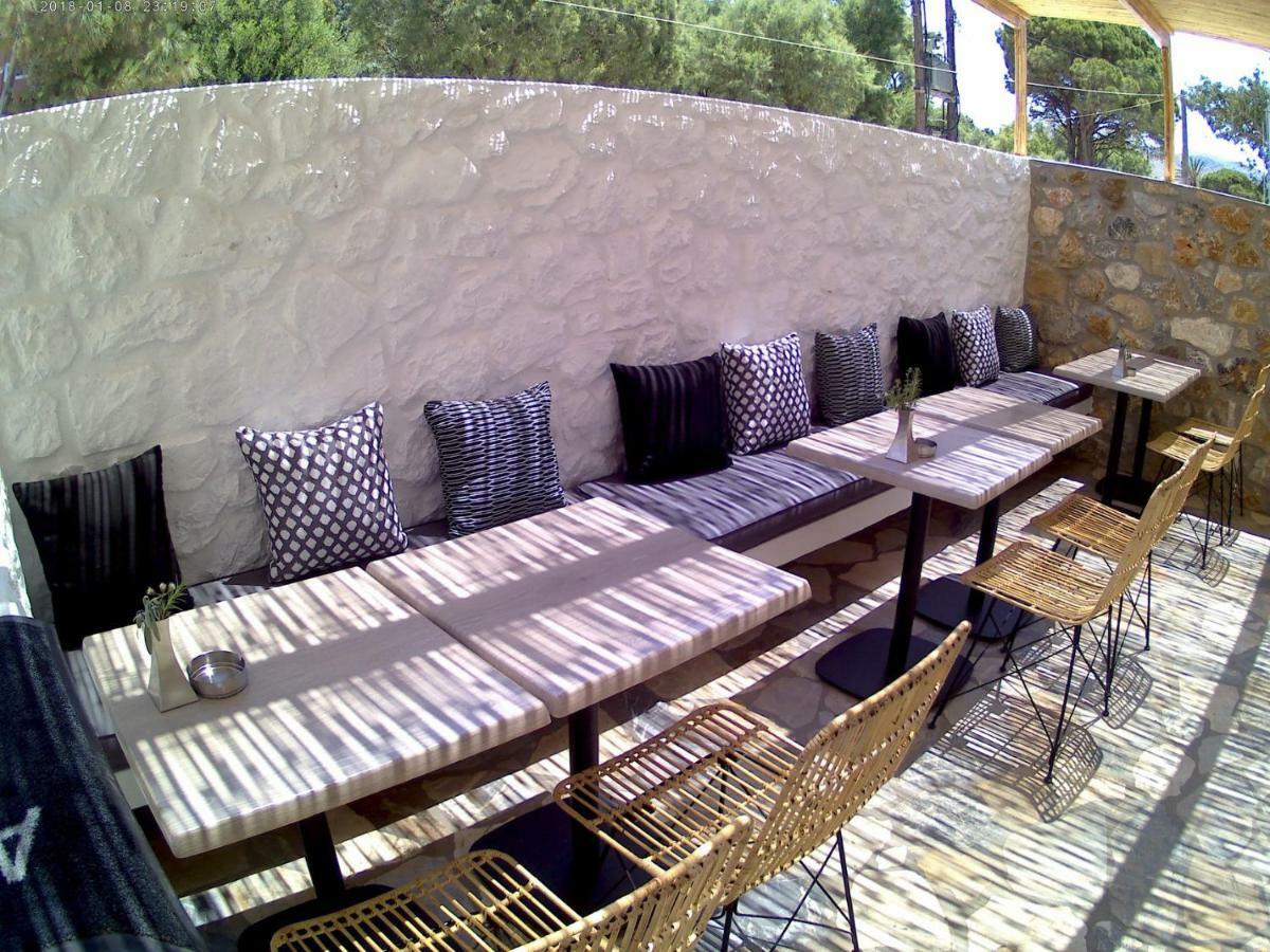 Aellia Hotel & Suites Leros Lakkíon Zewnętrze zdjęcie